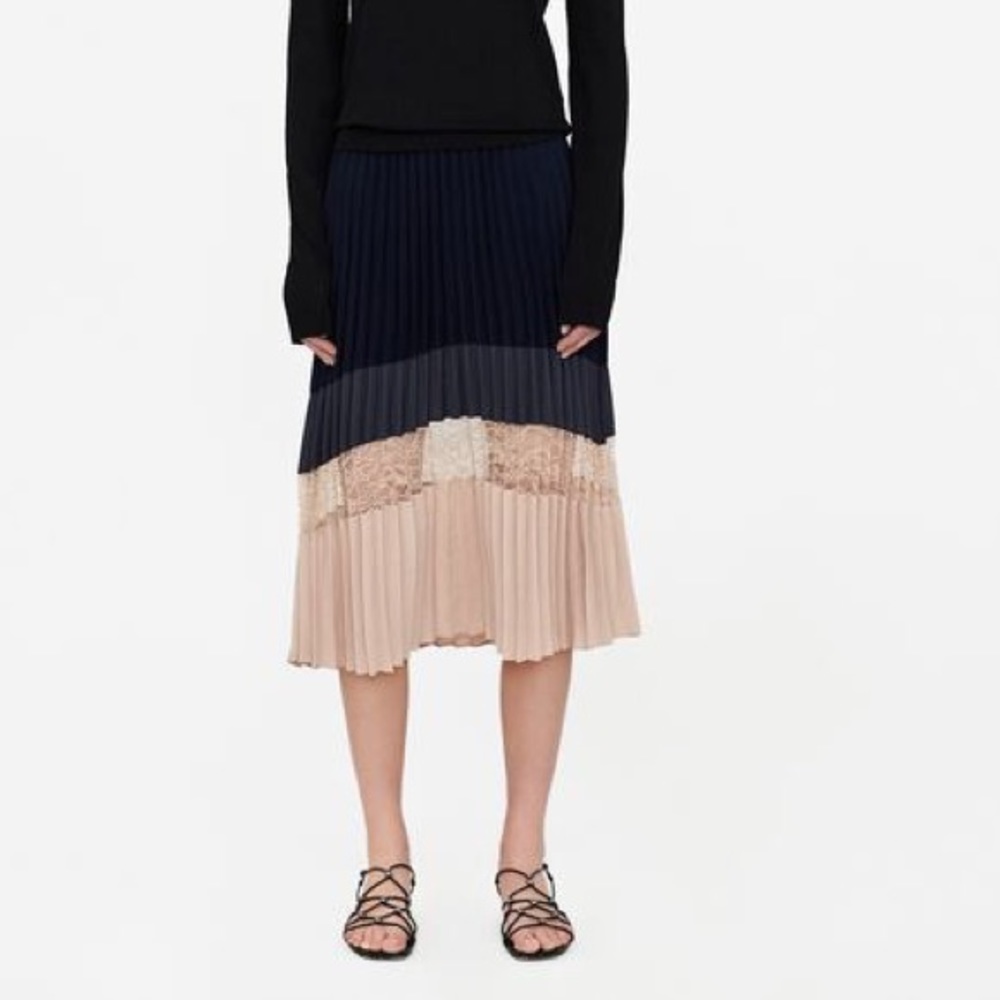 Zara Accordion style Skirt with lace detailing
